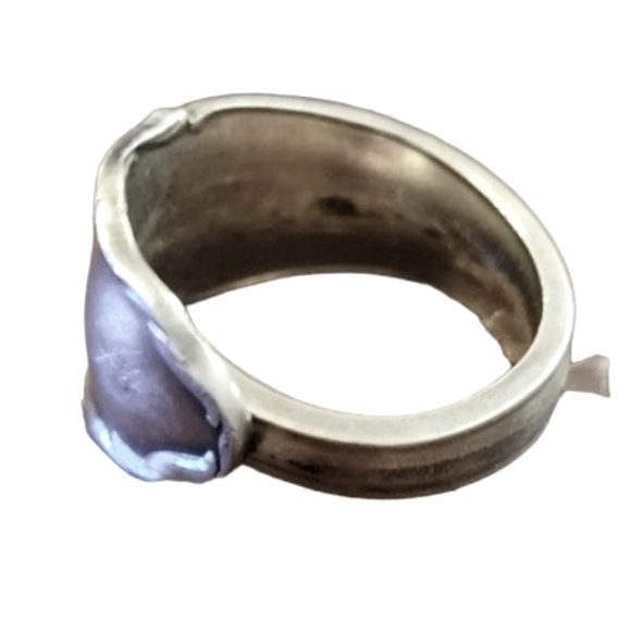 Beautiful Petite Hand Forged Vintage Spoon Ring Size 4 - Picture 3 of 8